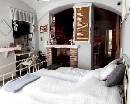 Godot Apartman Miskolc Ngoại thất bức ảnh