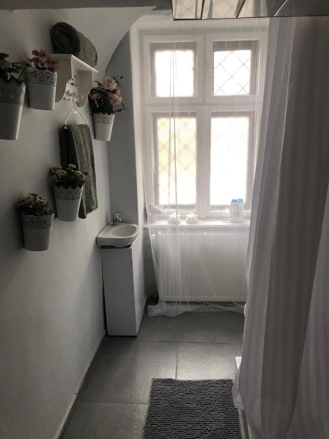 Godot Apartman Miskolc Ngoại thất bức ảnh